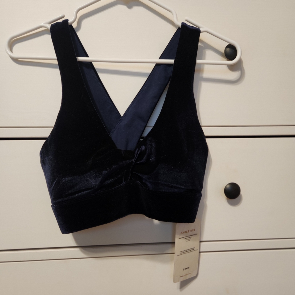 Navy 3 Piece Fabletics Set - Picture 10 of 16